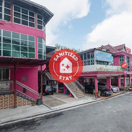 Oyo 89984 Noris Wang Homestay Лумут Экстерьер фото