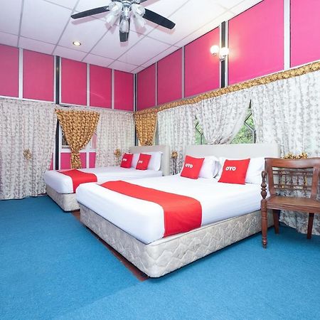 Oyo 89984 Noris Wang Homestay Лумут Экстерьер фото